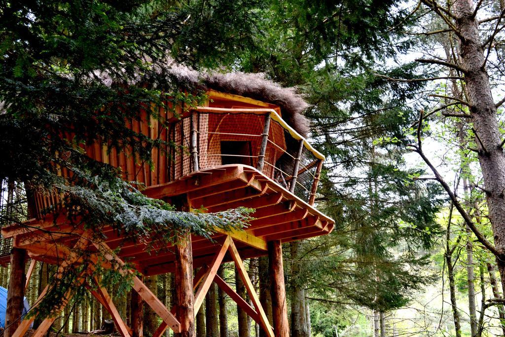 Hotel Cabanes Et Yourtes De La Vallee De L'Ance Sauvessanges Zimmer foto